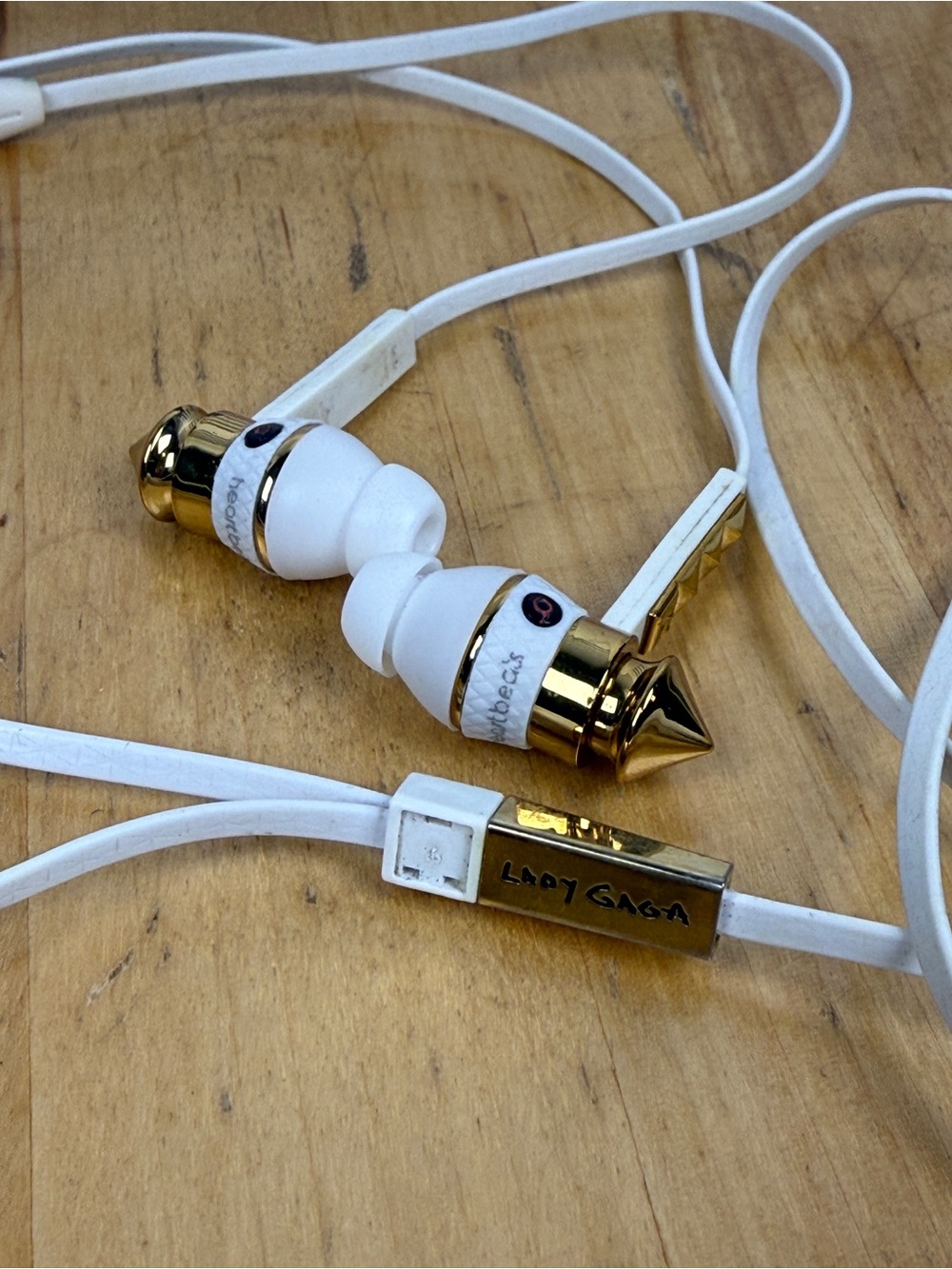 Lady Gaga Heartbeats In-Ear Headphones Beats 2009 -2011